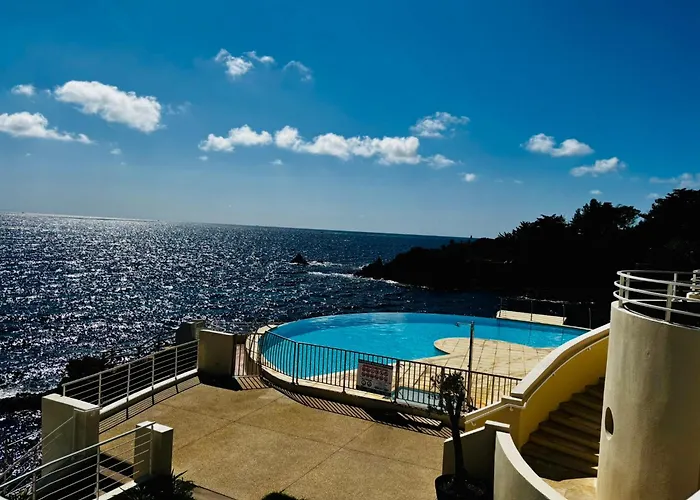 Azurea Esterel Vue Piscine Chauffee アパート *