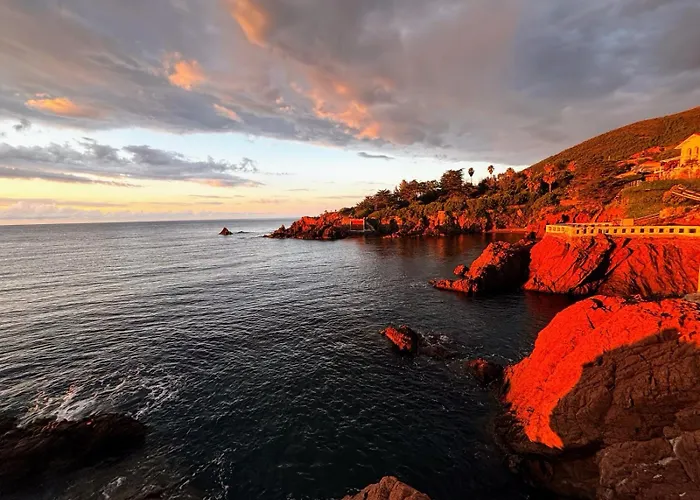 Azuréa Estérel Vue Piscine Chauffée * Saint-Raphaël
