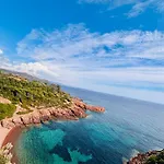Azurea Esterel Vue Piscine Chauffee Classe 3 Etoiles Апартаменты *