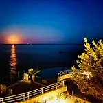 Апартаменты Azurea Esterel Vue Piscine Chauffee Classe 3 Etoiles