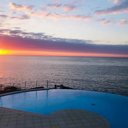 Azurea Esterel Vue Piscine Chauffee Classe 3 Etoiles Сен-Рафаэль