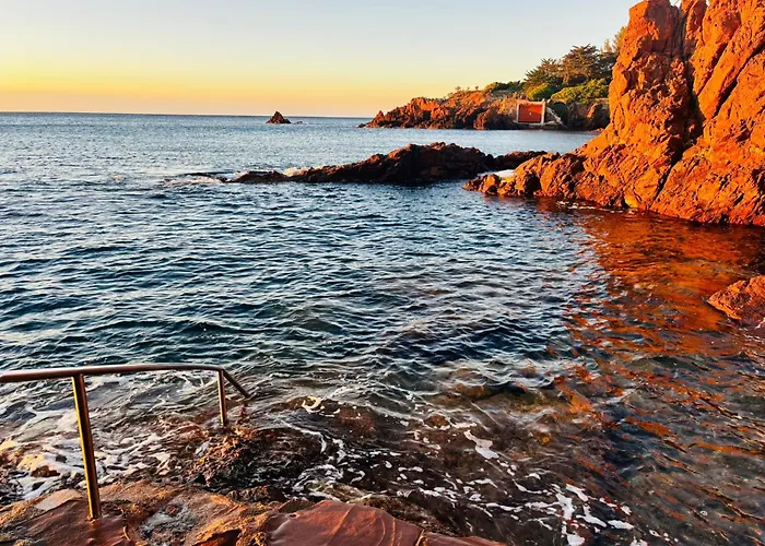 Azurea Esterel Vue Piscine Chauffee Classe 3 Etoiles