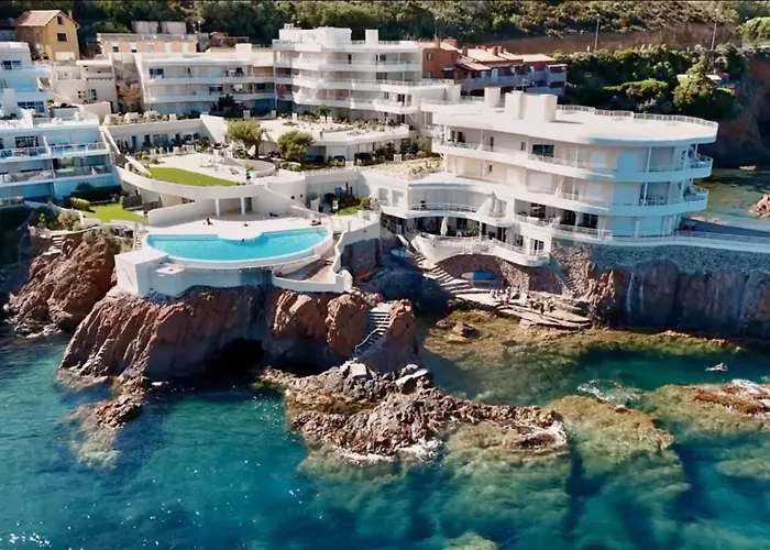 Azurea Esterel Vue Piscine Chauffee Classe 3 Etoiles Daire