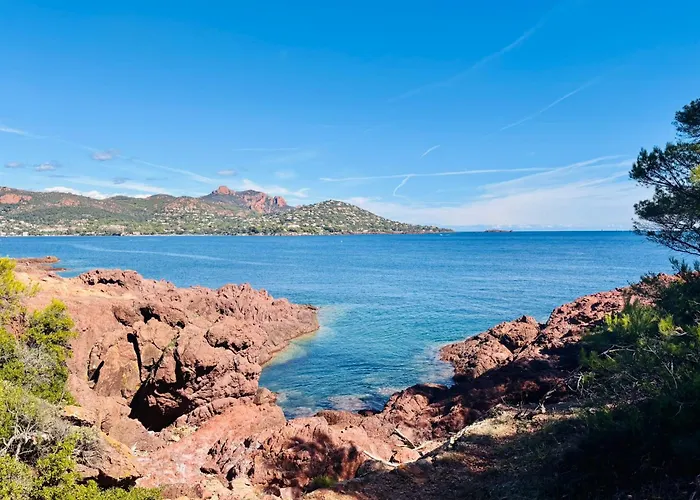 Daire Azurea Esterel Vue Piscine Chauffee Classe 3 Etoiles *